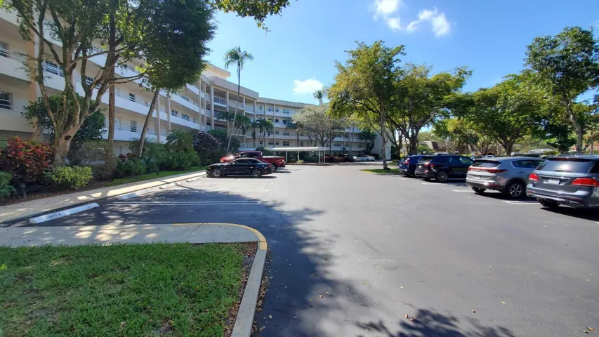 GUEST PARKING