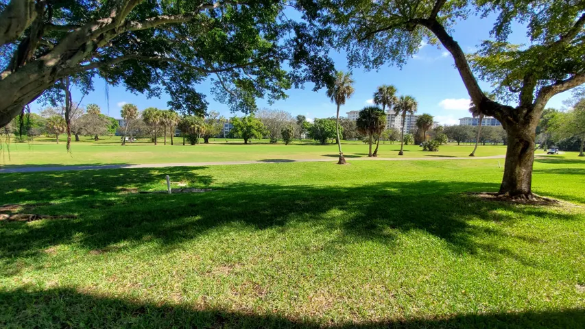 GOLF COURSE VIEW