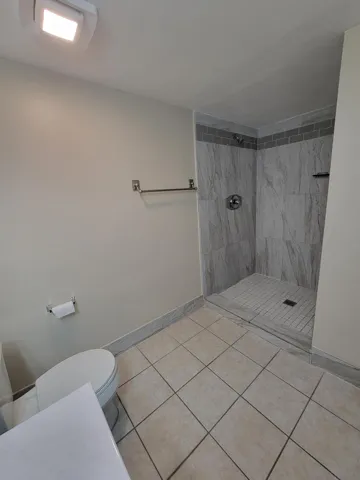 2nd Bathroom