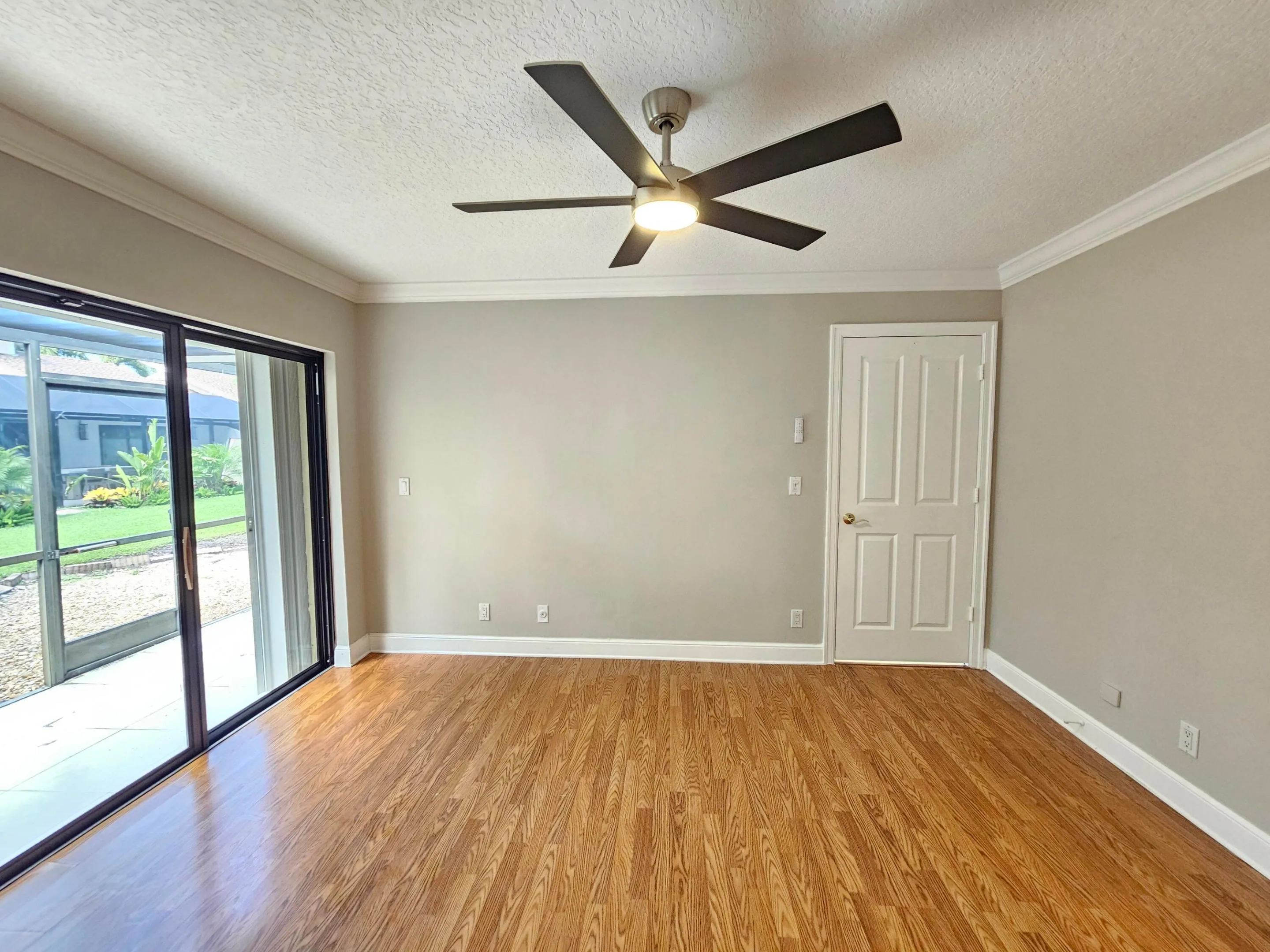Bedroom 1 (3)