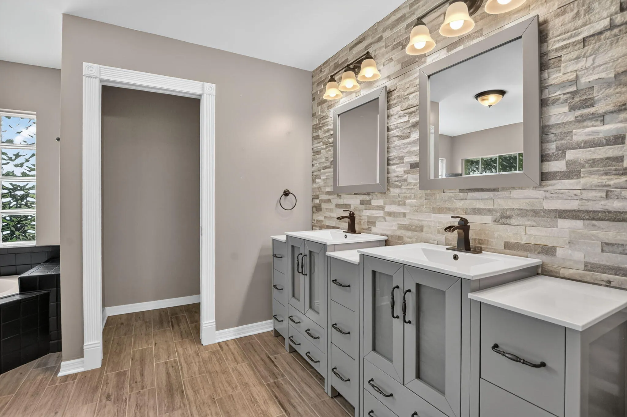 Primary en suite