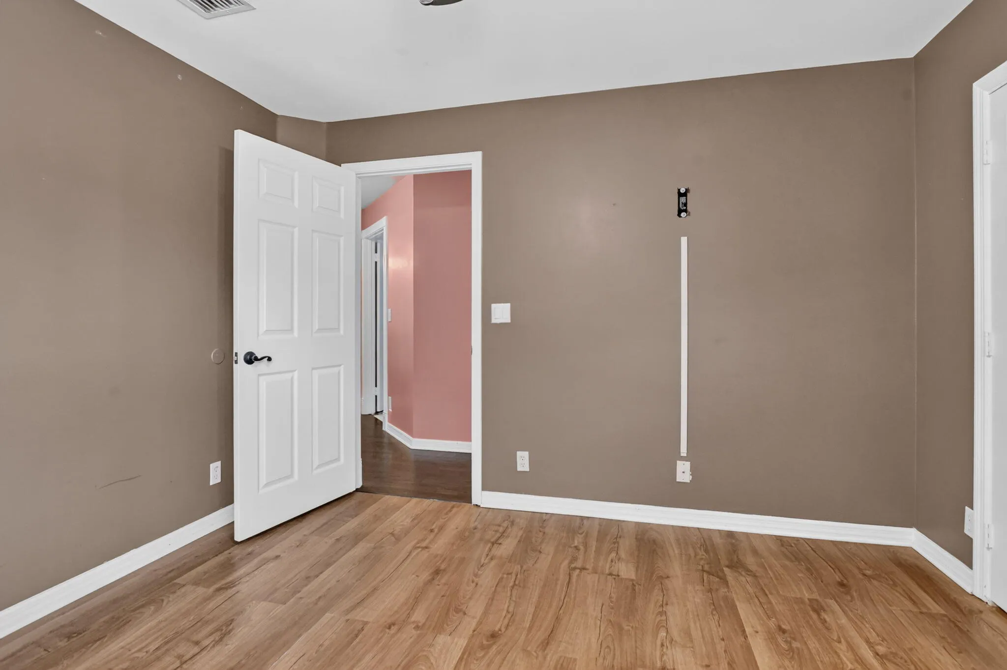 Guest Bedroom 3