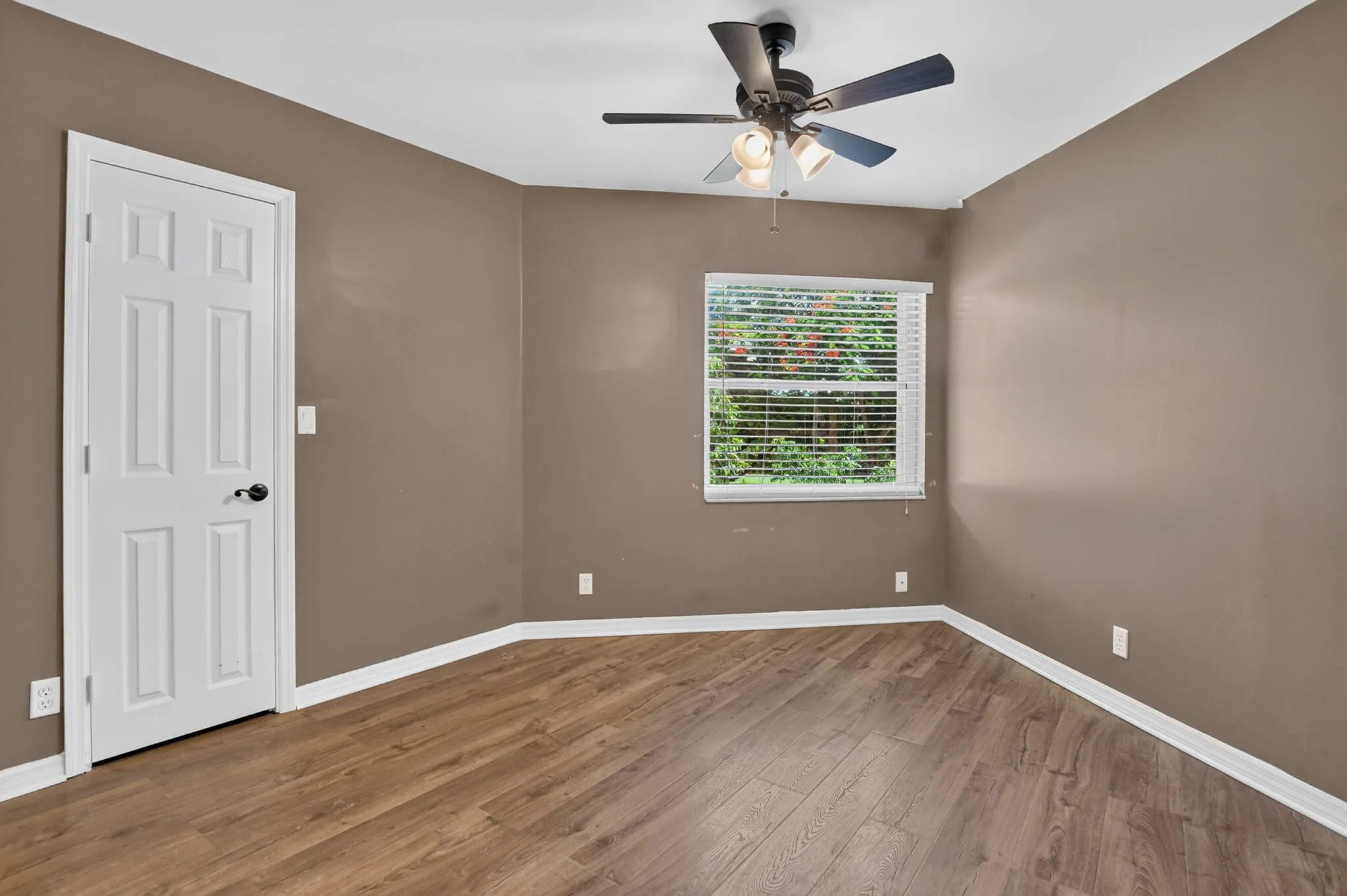 Guest bedroom 3
