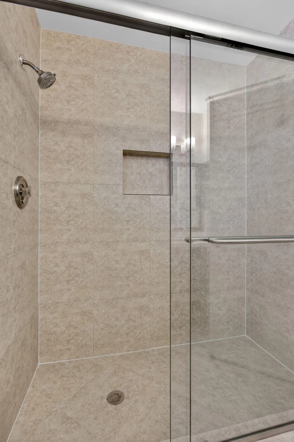 42-web-or-mls-9812 interiors-4581
