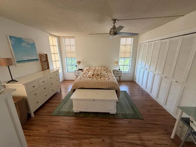 master bed 3