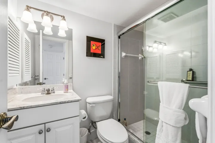 3554 Ocean Drive South - 702-246