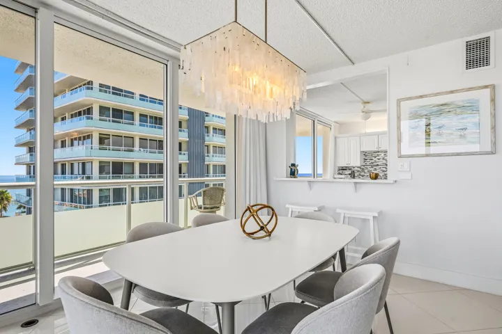3554 Ocean Drive South - 702-341