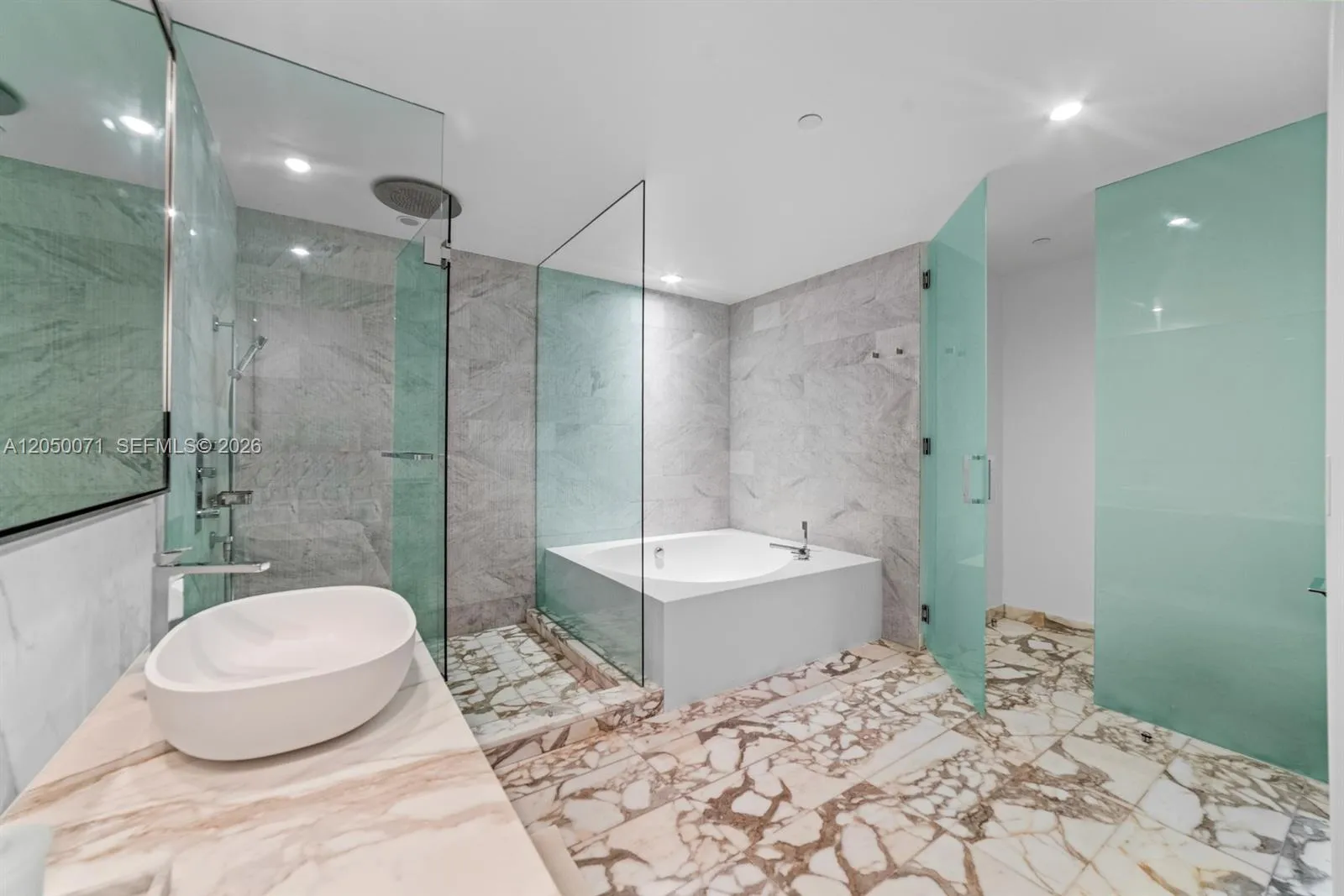Property photo 50
