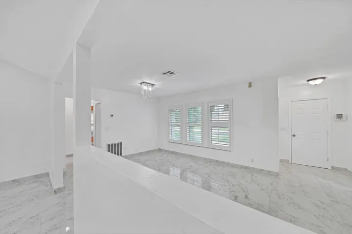 Living Area (2)
