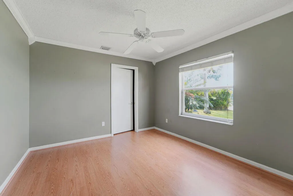 Bedroom 4 with Walk-in Closet