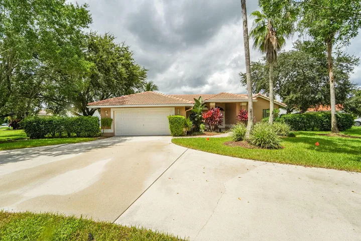 Enjoy the lovely oversized lot with circular drive in this private, quiet neighborhood, so close to everything!