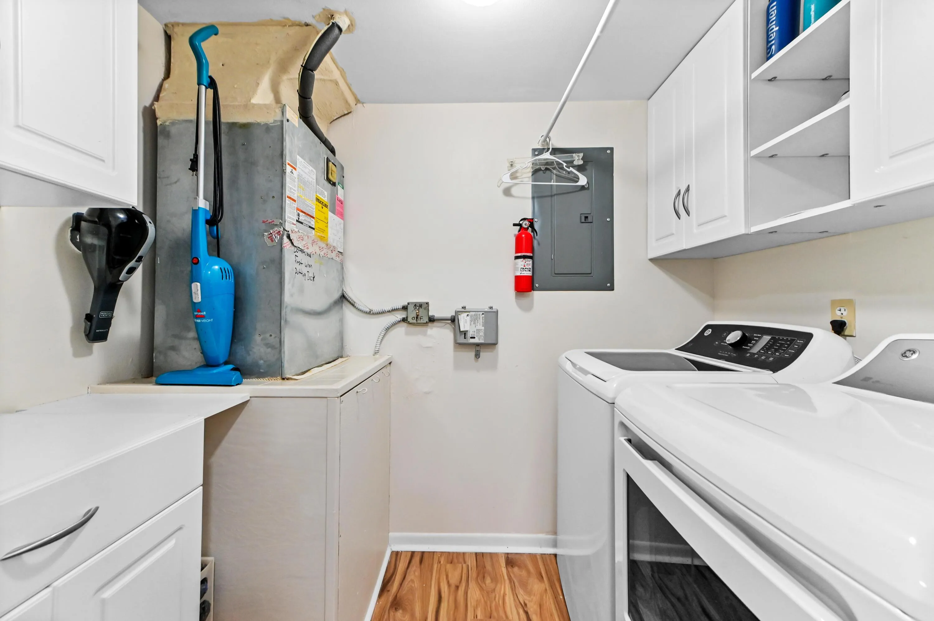 16 Laundry room 01