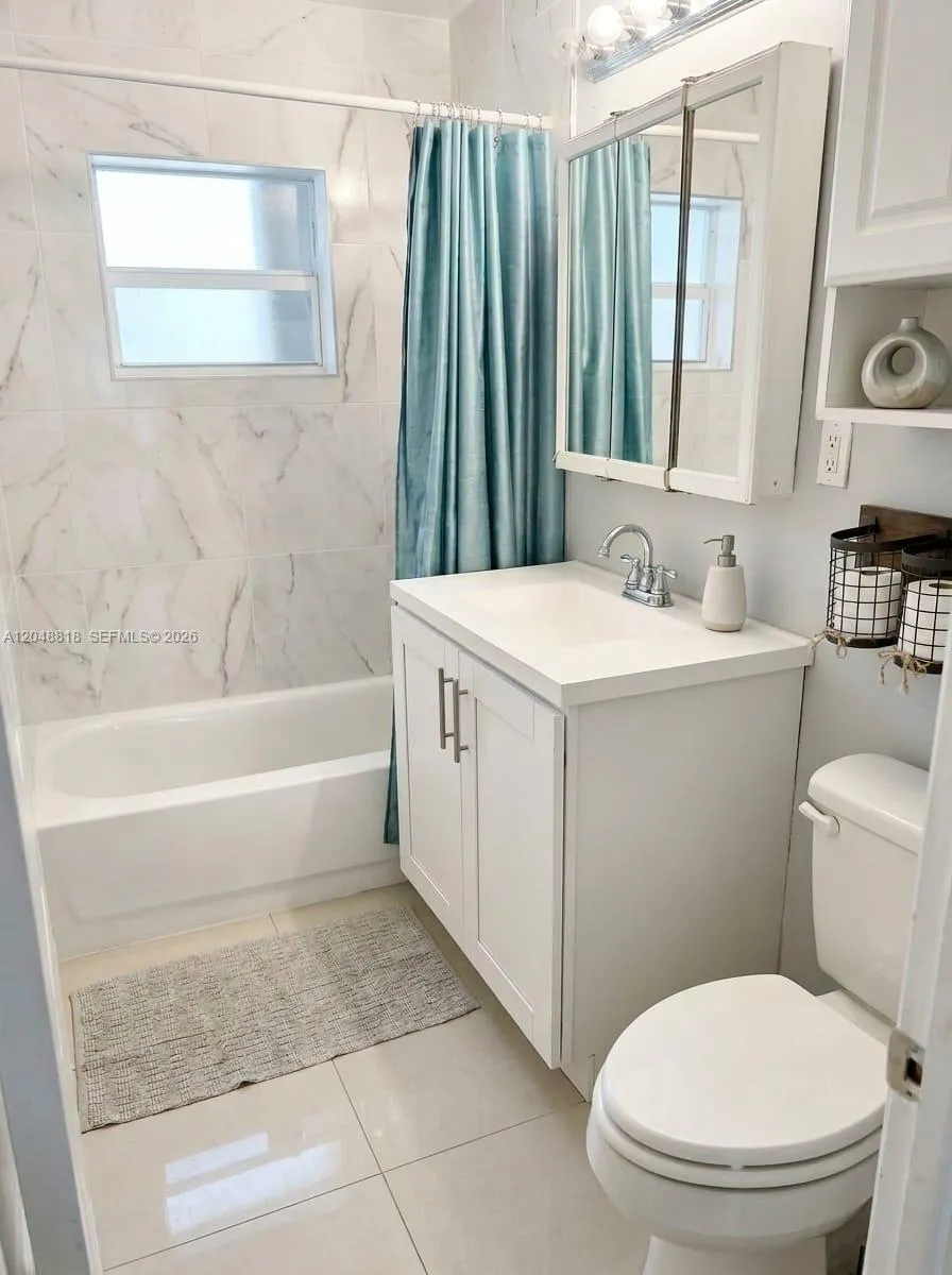 2nd bathroom