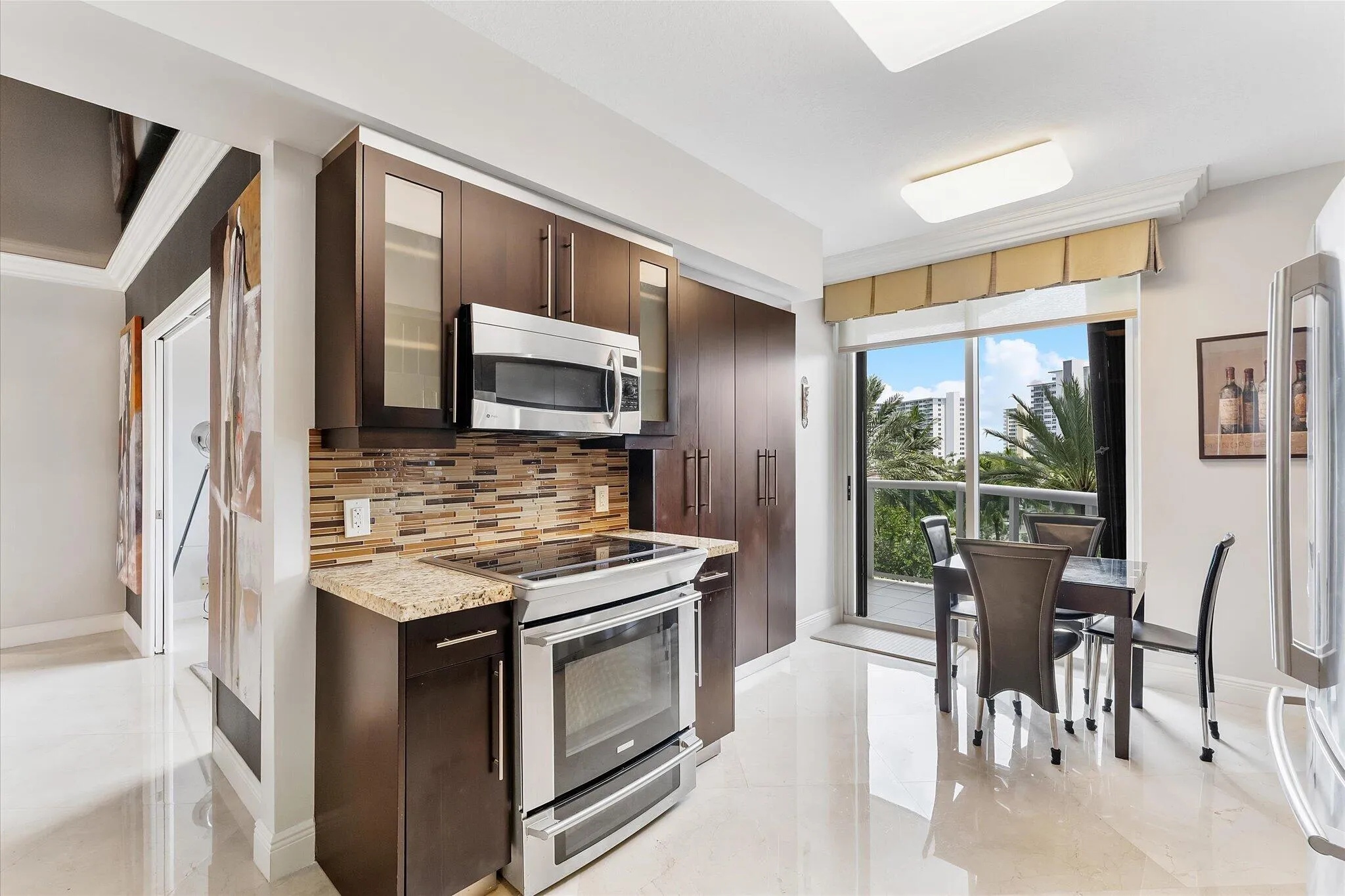 18-3100 N Ocean Blvd unit 407_018