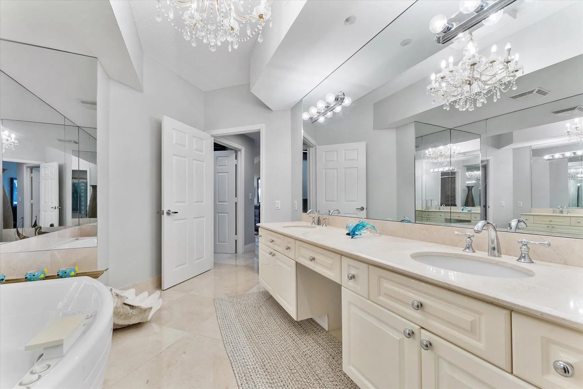 26-3100 N Ocean Blvd unit 407_026