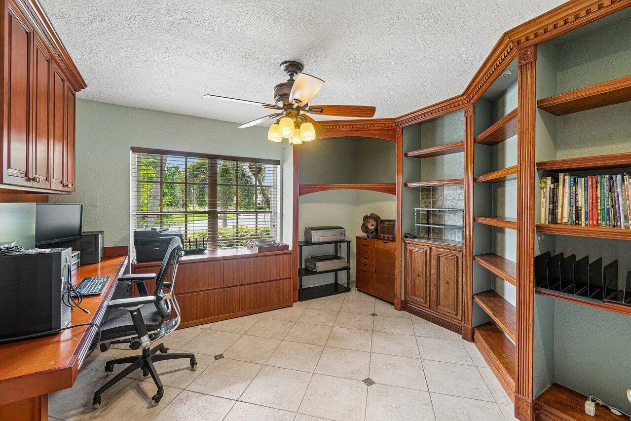 021-7398FallsRoadWest-BoyntonBeach-FL-33