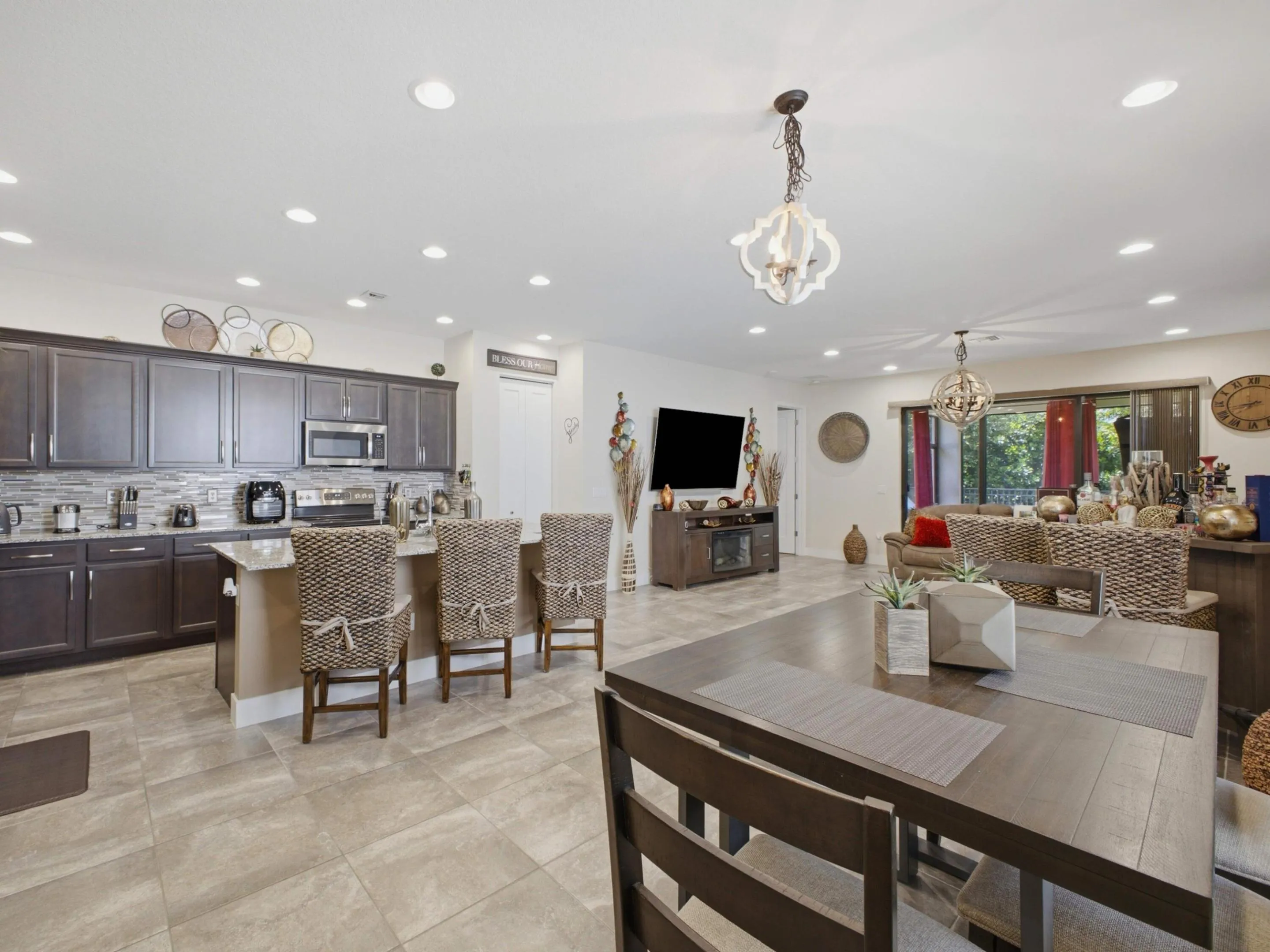 Dining to Kitchen Living