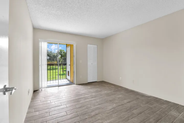 BocaRatonStudio 12