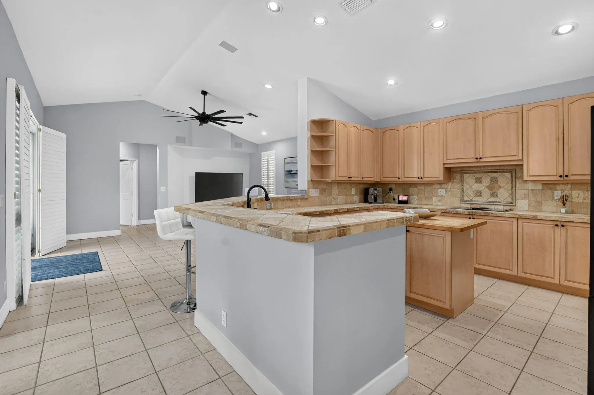 Property photo 38