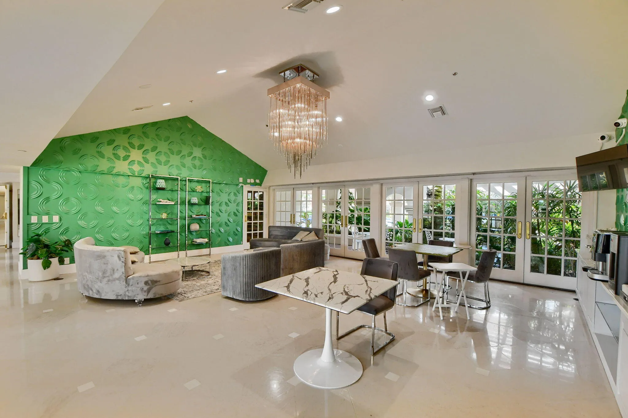 Property photo 81