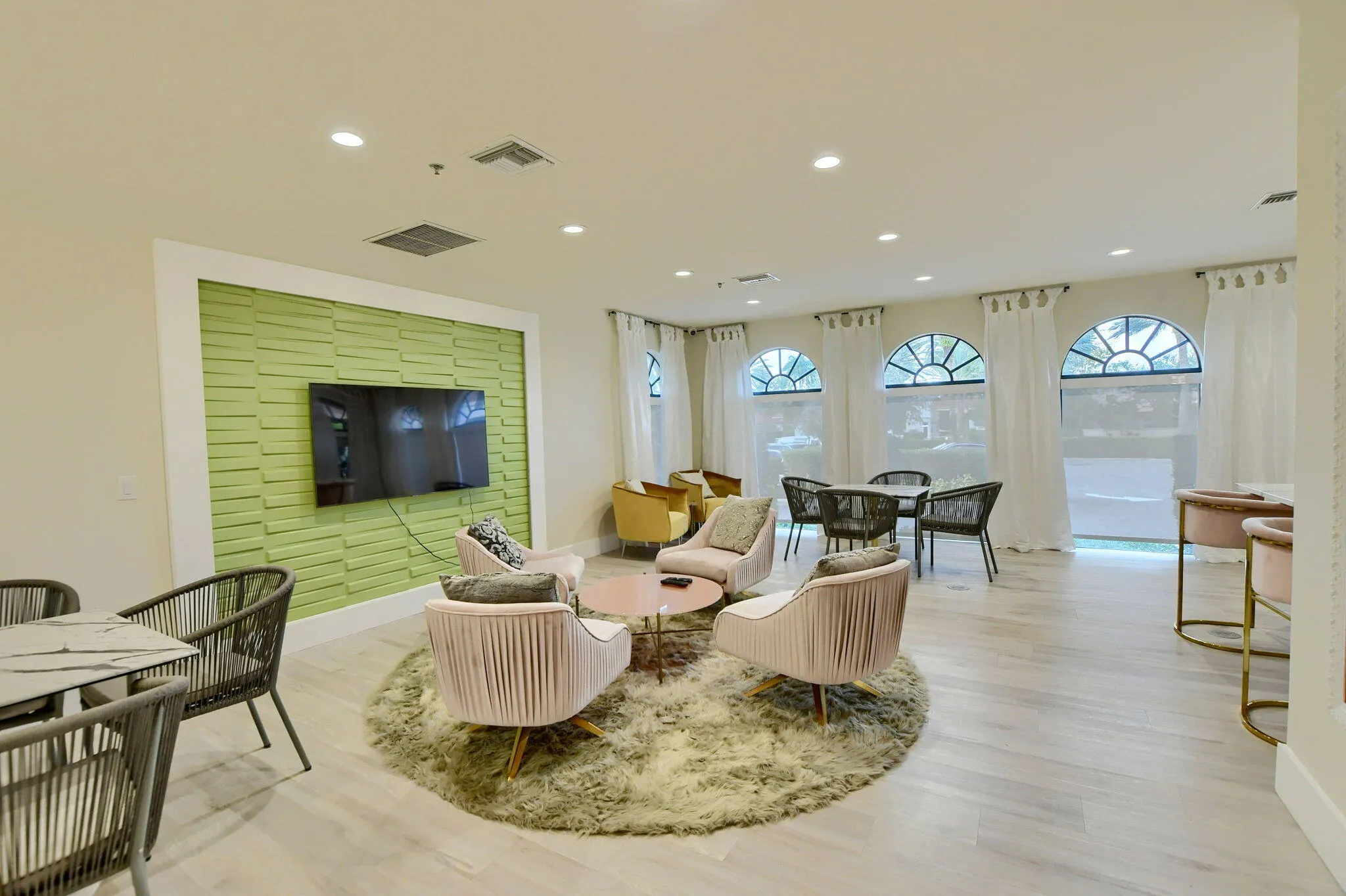 Property photo 84