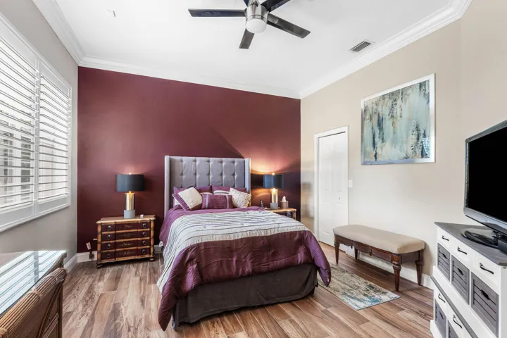 024-911ForestGlenLane-Wellington-FL-3341