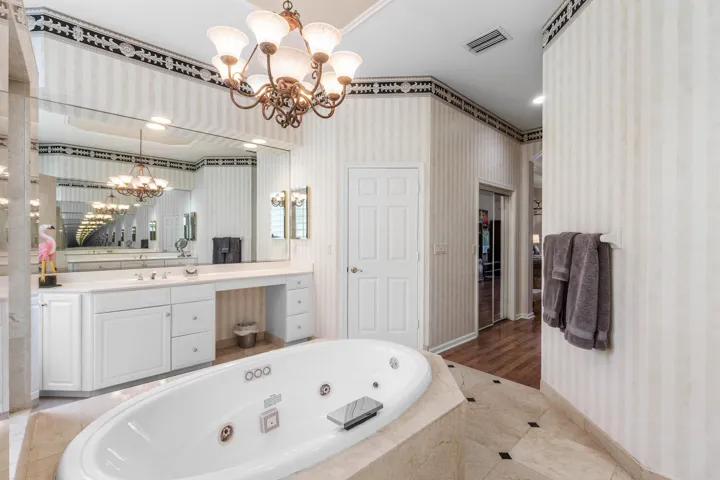 020-911ForestGlenLane-Wellington-FL-3341