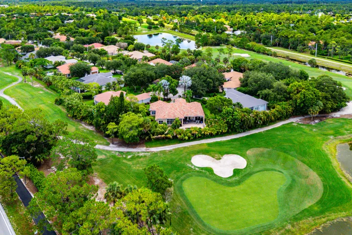 048-911ForestGlenLane-Wellington-FL-3341