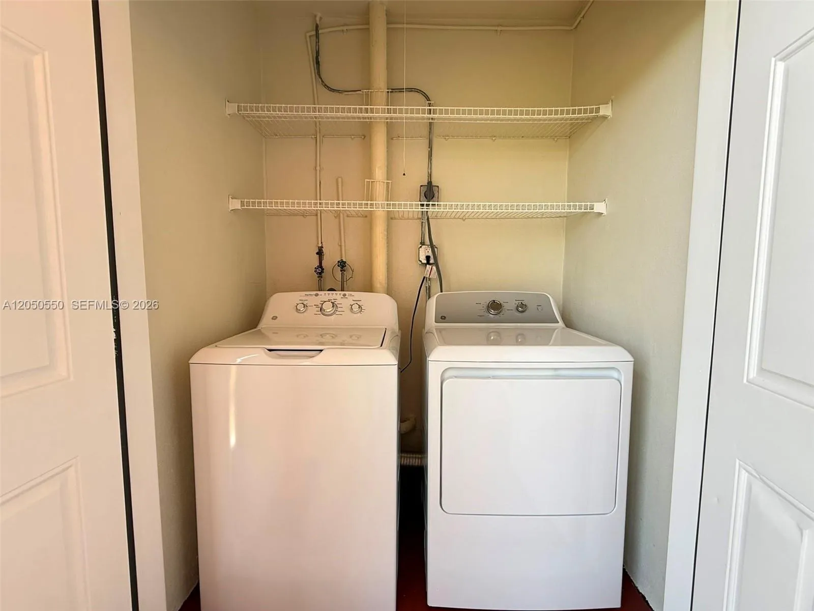 Washer & dryer