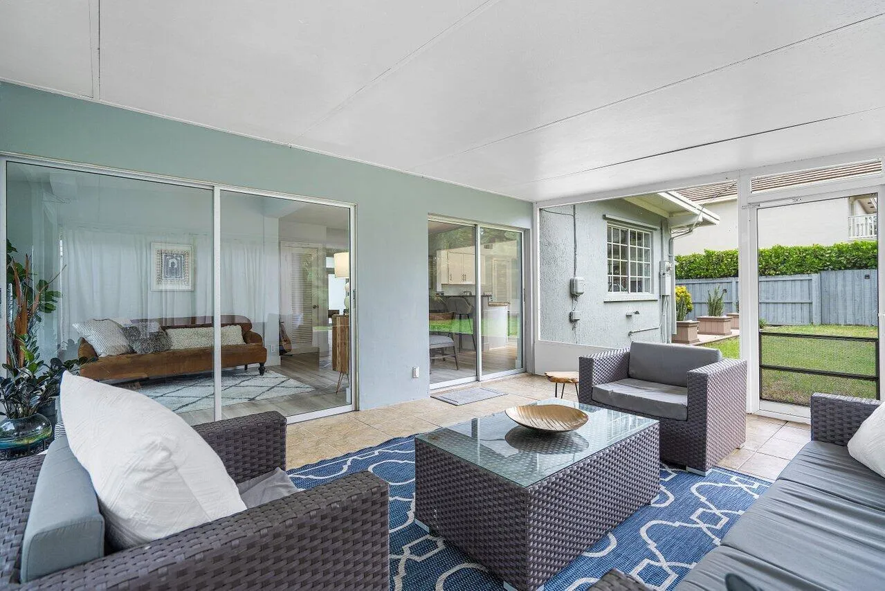 027-233LakeTerrace-DelrayBeach-FL-33444-