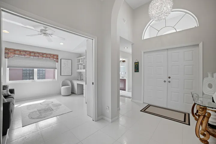 Office/3rd BR entrance