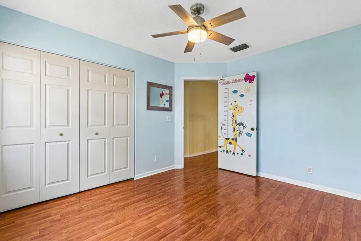 021-7835SpringfieldLakeDrive-LakeWorth-F