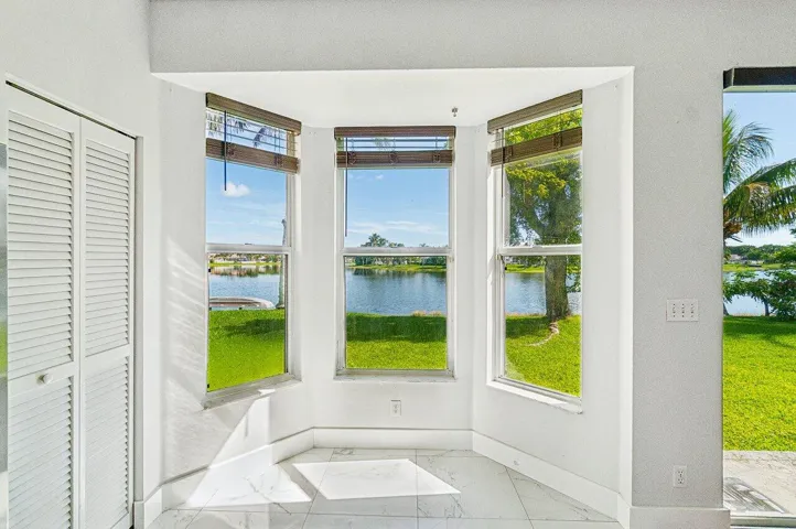 018-7835SpringfieldLakeDrive-LakeWorth-F