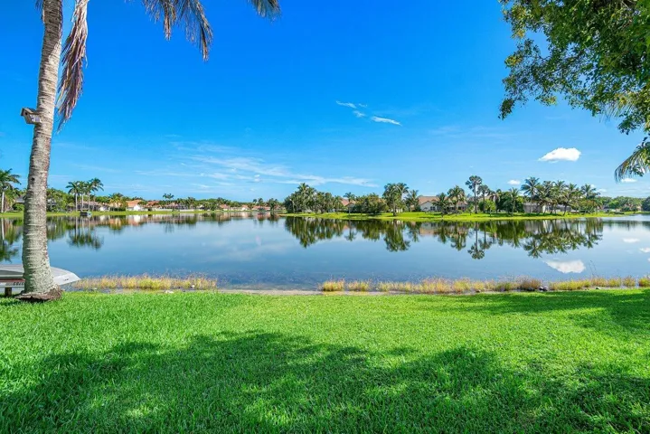 040-7835SpringfieldLakeDrive-LakeWorth-F