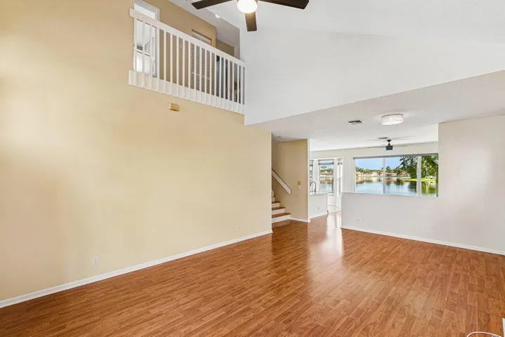 005-7835SpringfieldLakeDrive-LakeWorth-F