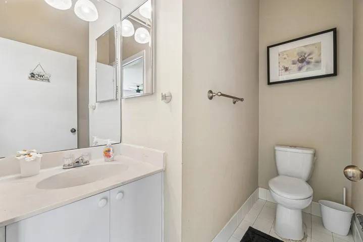 009-7835SpringfieldLakeDrive-LakeWorth-F