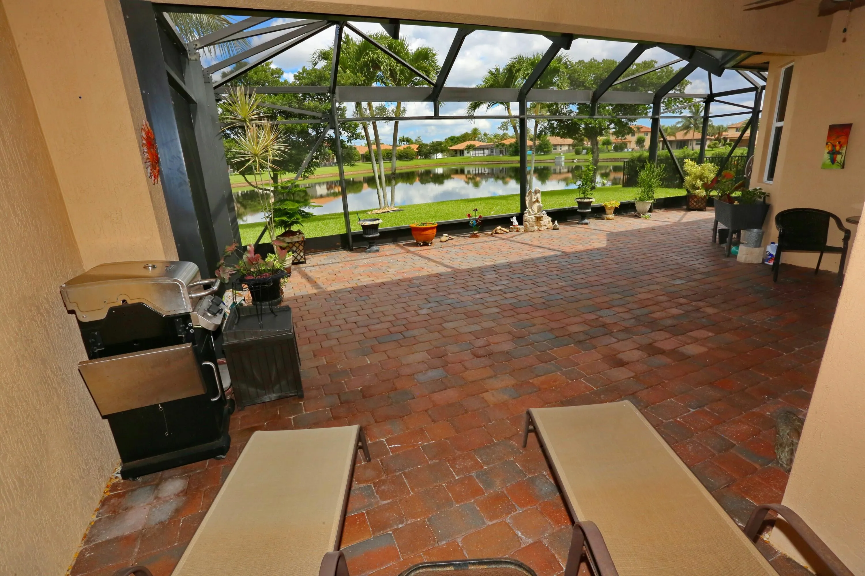 COVERED PATIO