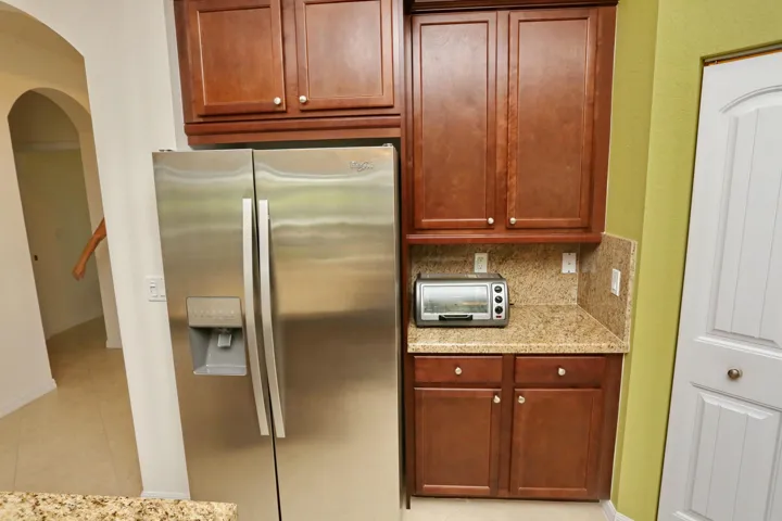 SIDE BY SIDE FRIDGE