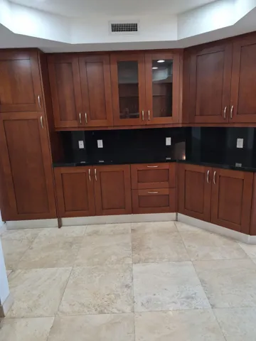 2005072830498072046
