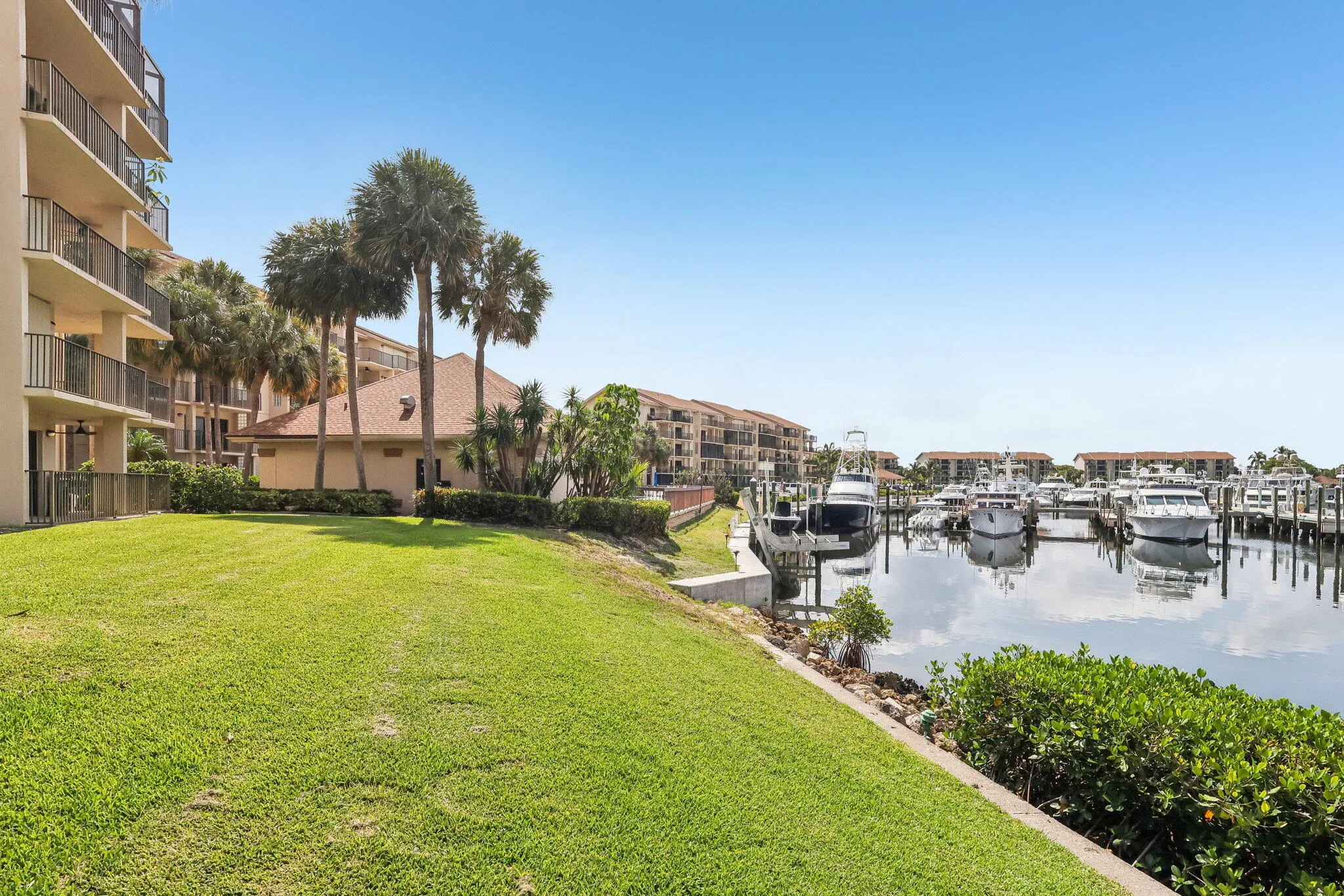 32-web-or-mls-Marina Isle Way 101-2405-0