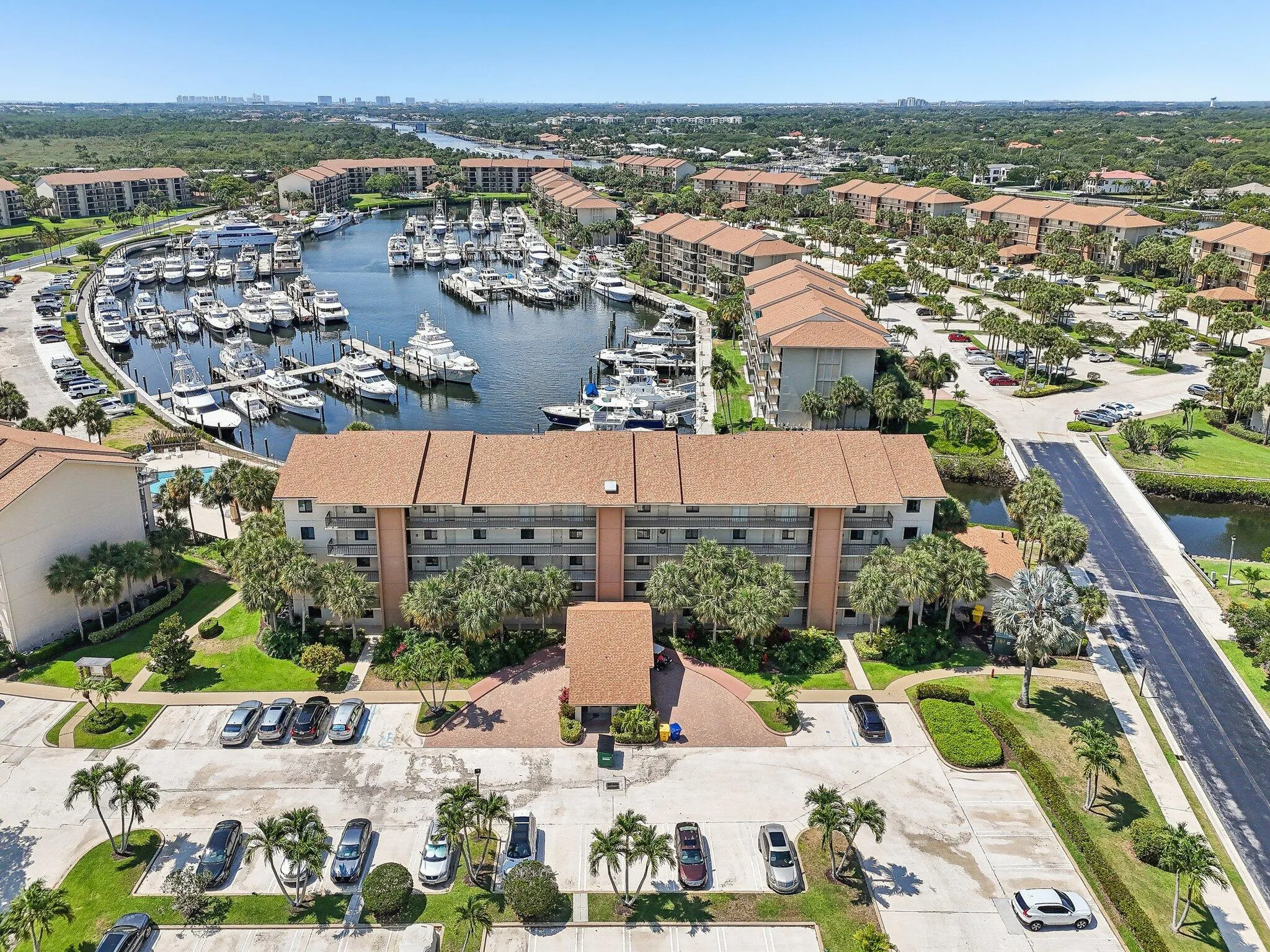 37-web-or-mls-Marina Isle Way 101-2405-0