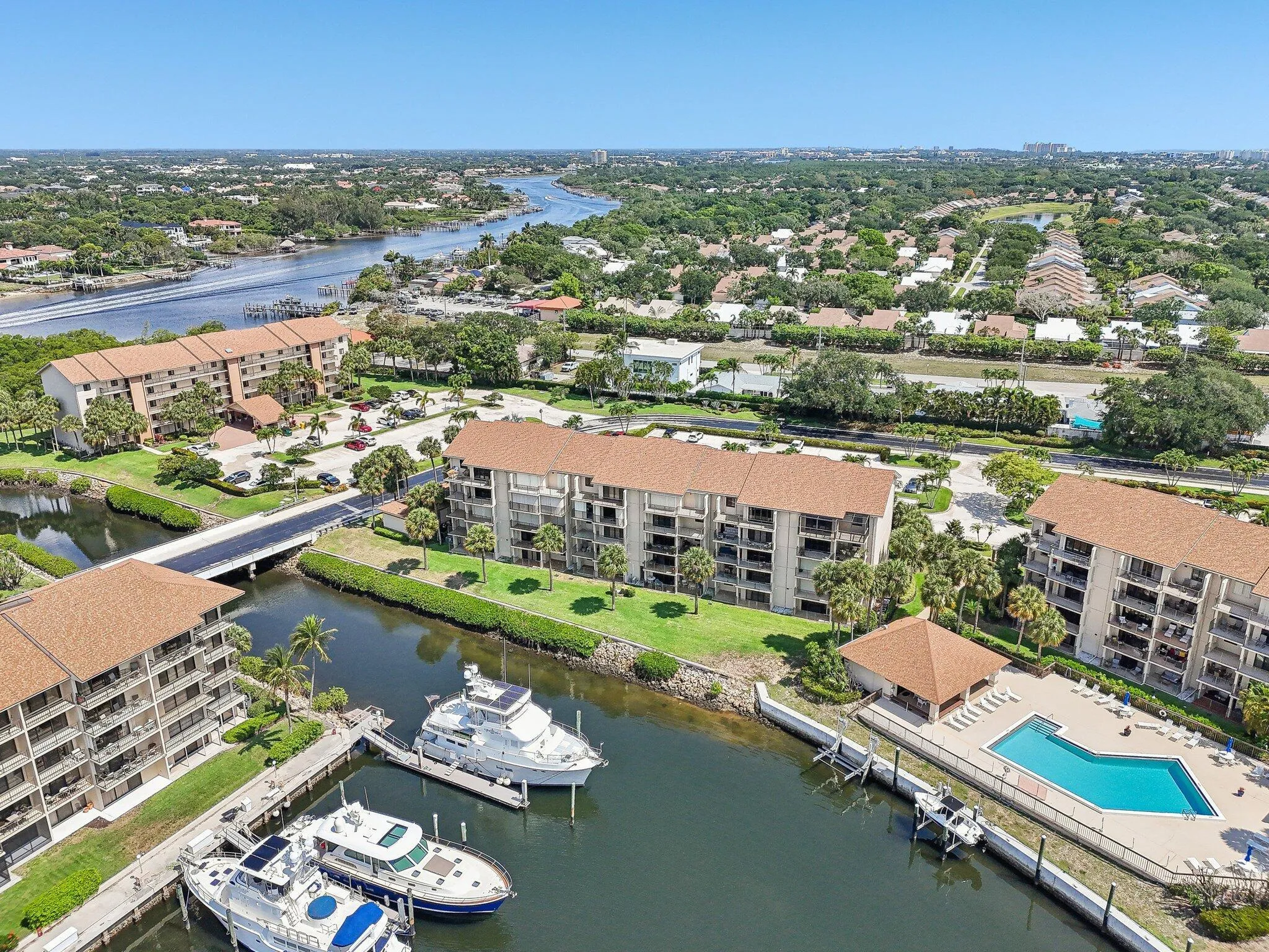 34-web-or-mls-Marina Isle Way 101-2405-0