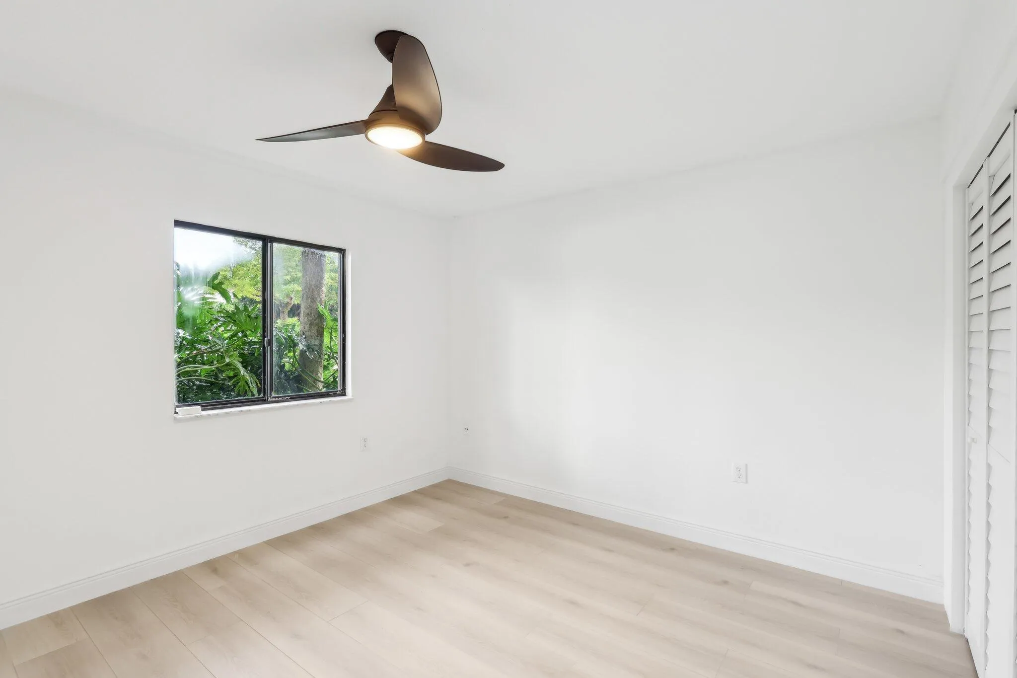 17-web-or-mls-Marina Isle Way 101-2405-0