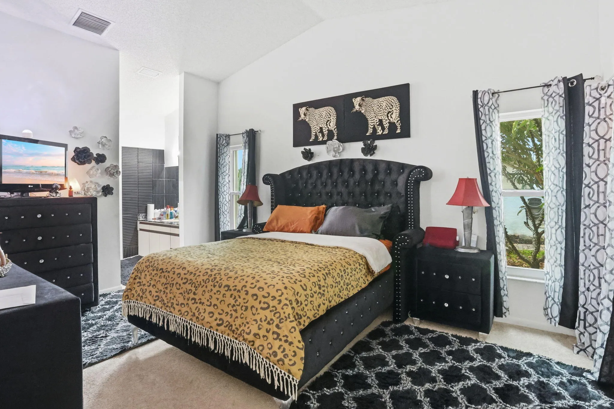 13-web-or-mls-0E2A9080