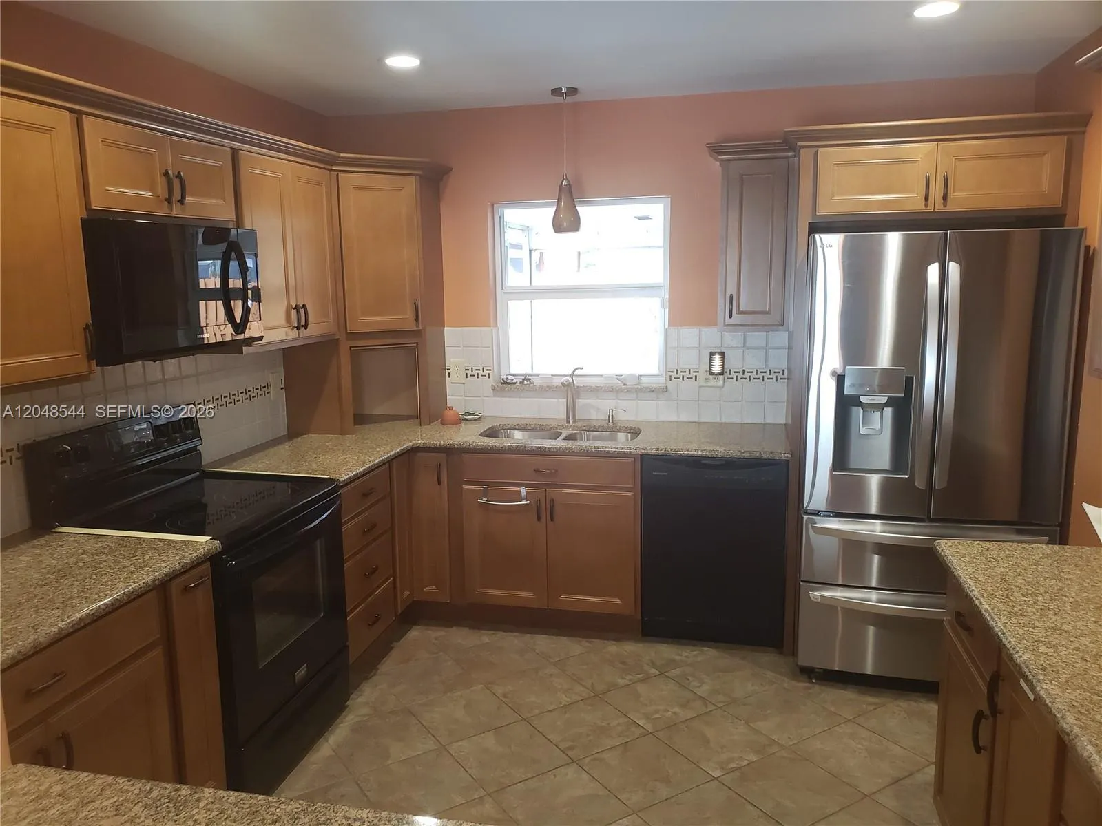Updated kitchen home for sale Pembroke Pines FL