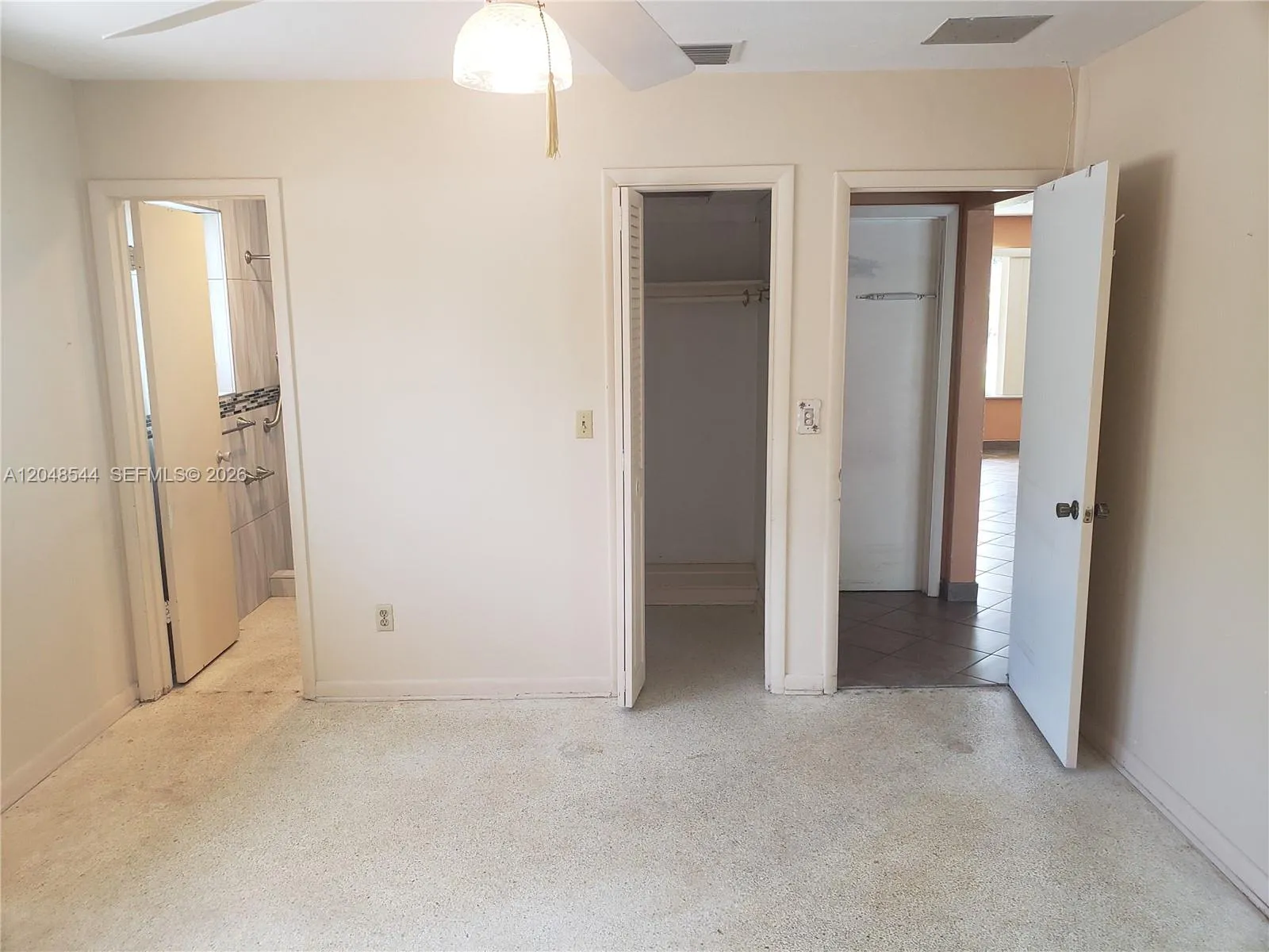 Move-in ready home Pembroke Pines 33023