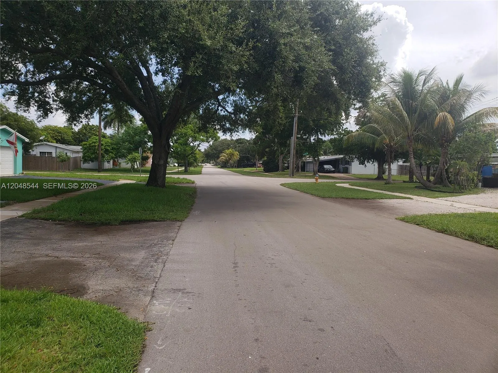 Home for sale Pembroke Pines FL 33023