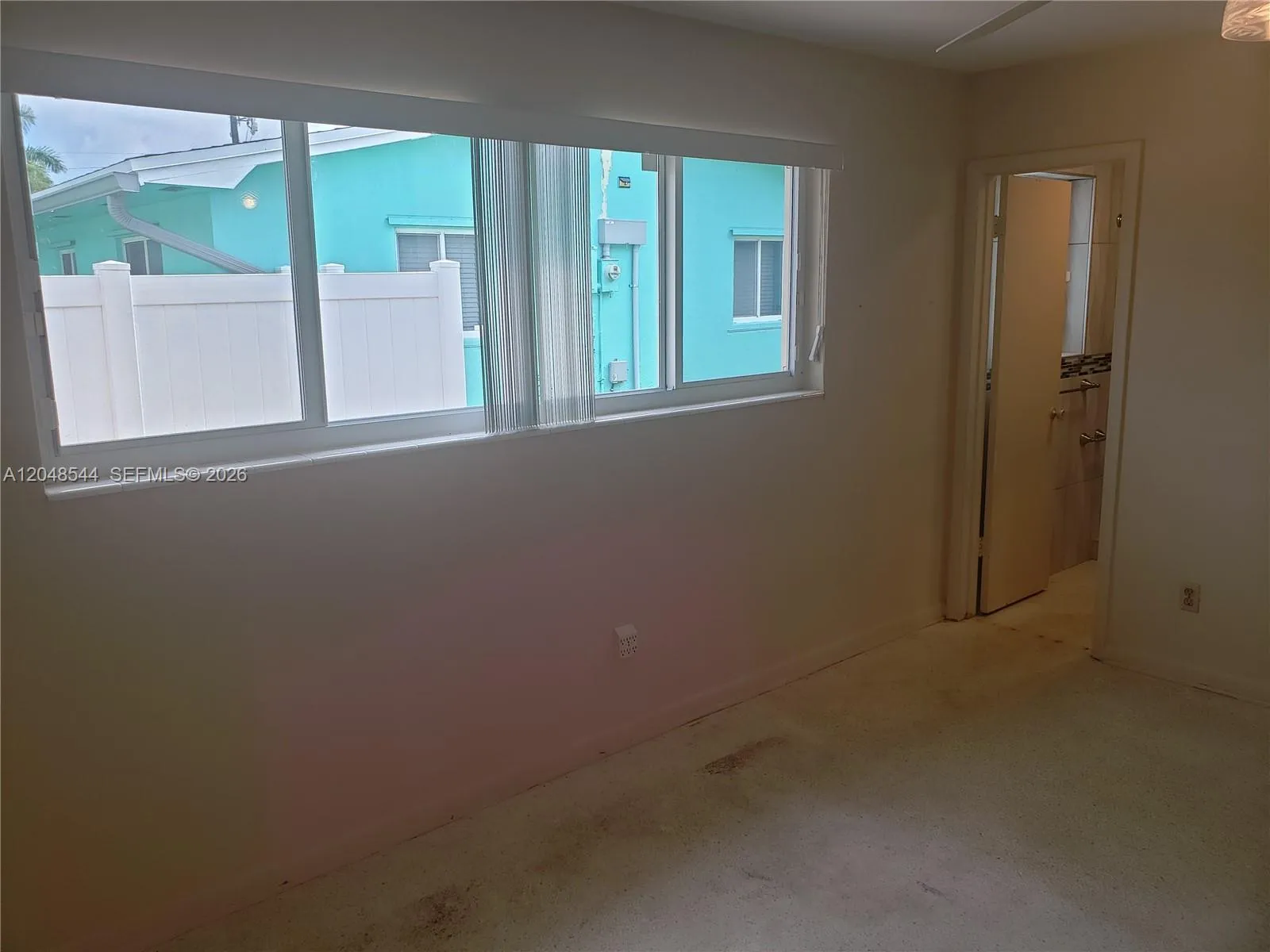 Move-in ready home Pembroke Pines 33023