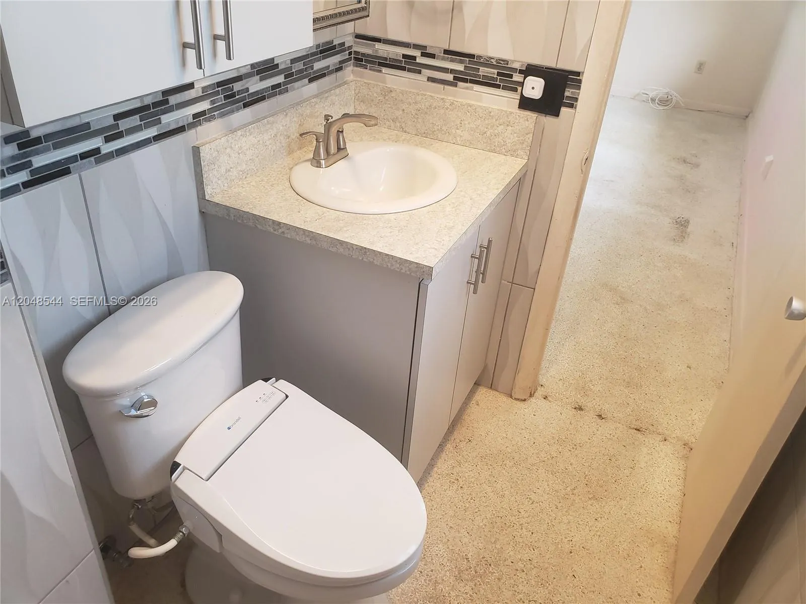 Move-in ready home Pembroke Pines 33023