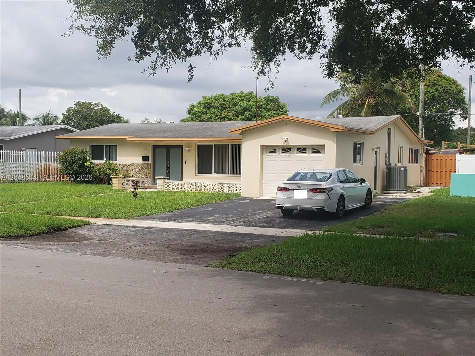 Homes for sale in Pembroke Pines with pool